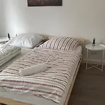Apartment Tannenhaus 3 Bedrooms - Monteurwohnung Bis 6 Personen - Waschmaschine - Internet Kassel