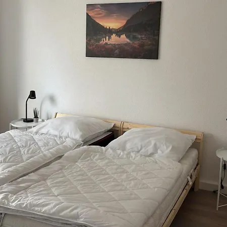 Tannenhaus 3 Bedrooms - Monteurwohnung Bis 6 Personen - Waschmaschine - Internet Appartamento *