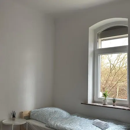Tannenhaus 3 Bedrooms - Monteurwohnung Bis 6 Personen - Waschmaschine - Internet アパート カッセル